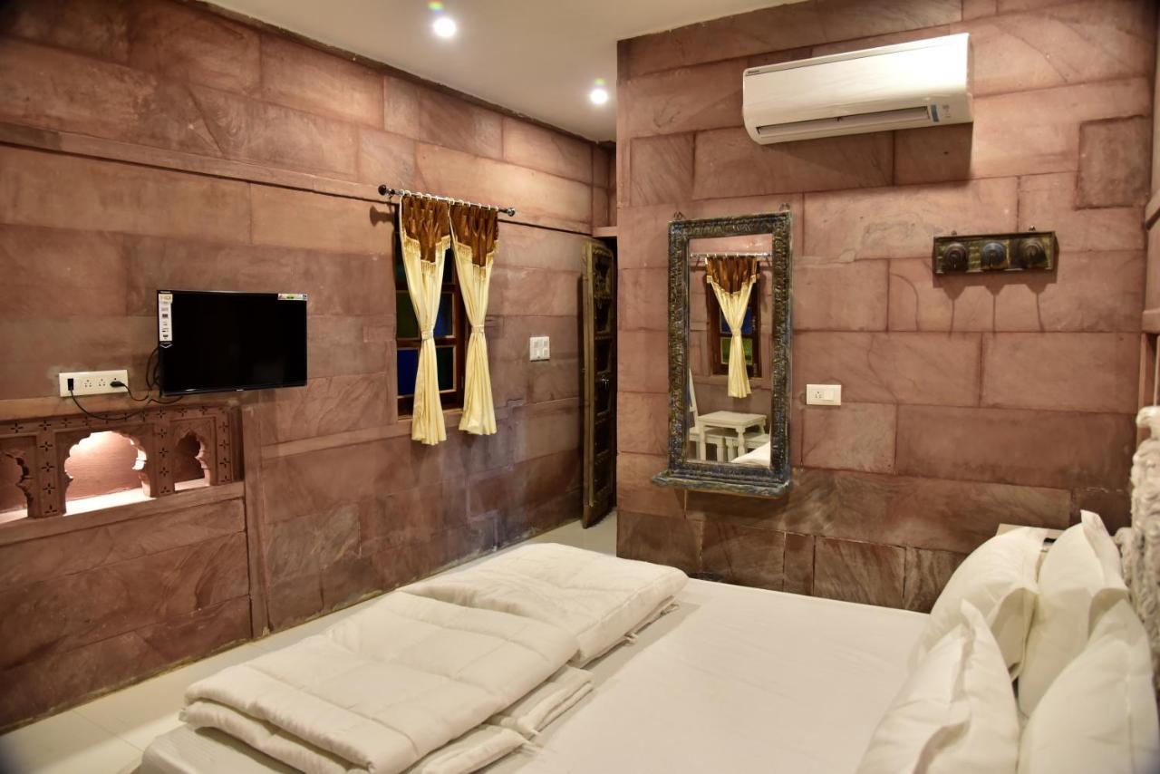 ג'ודפור Dev Kothi - Boutique Heritage Stay מראה חיצוני תמונה