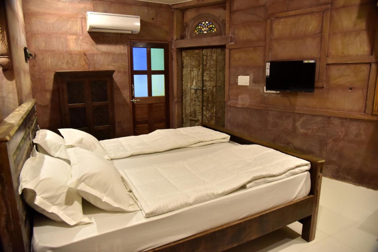 ג'ודפור Dev Kothi - Boutique Heritage Stay מראה חיצוני תמונה