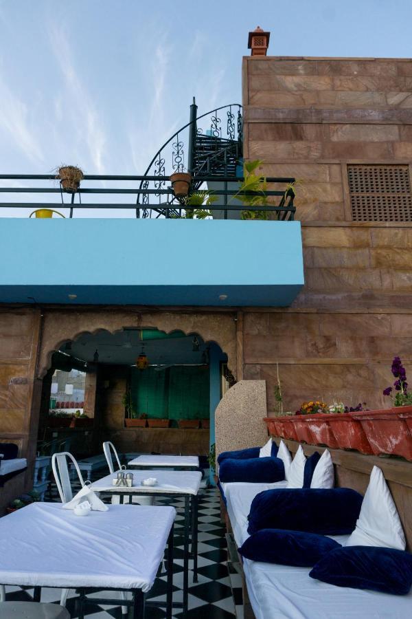 ג'ודפור Dev Kothi - Boutique Heritage Stay מראה חיצוני תמונה